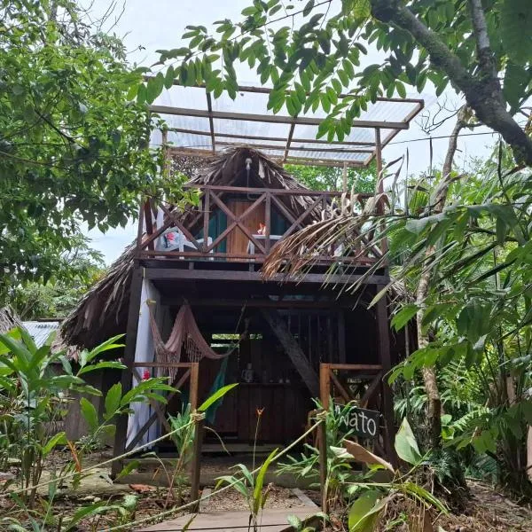 Mangle House Cabañas Ladrilleros, hôtel à Buenaventura
