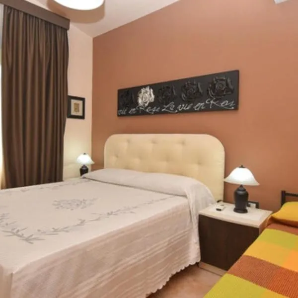 CASA DI ALICE A 250 METRI DAL MARE, Hotel in Noto