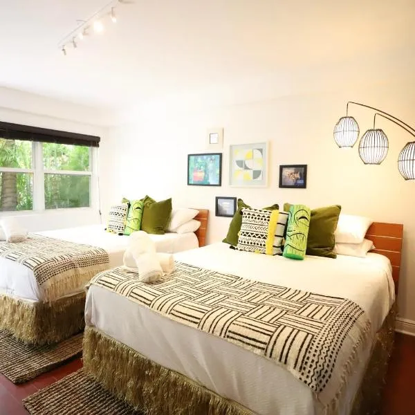 South Beach Steps to Ocean Drive with Free Parking, hotel em Miami Beach