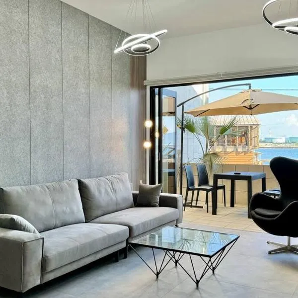 三国サンセットハウス, hotel v destinaci Tōjimbō