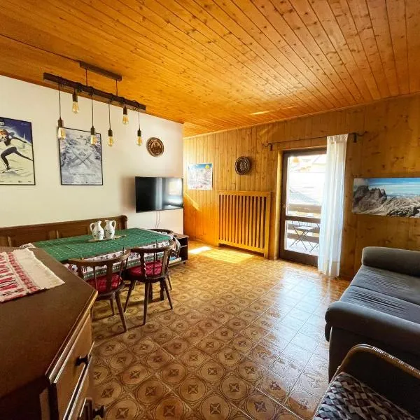 La Finestra sui Monti - Alpine Stay Apartments, hotell sihtkohas Cavalese