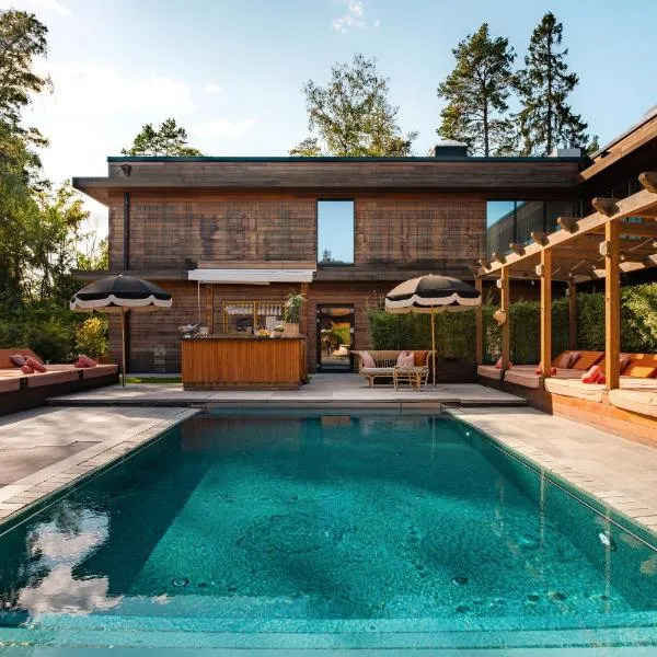 Ellery Beach House, hotel v destinaci Lidingö