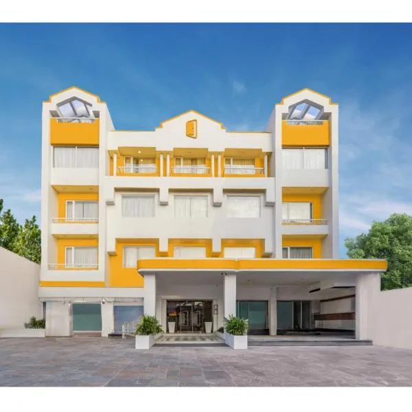 Bloom Hotel Katra, hotel v destinaci Katra