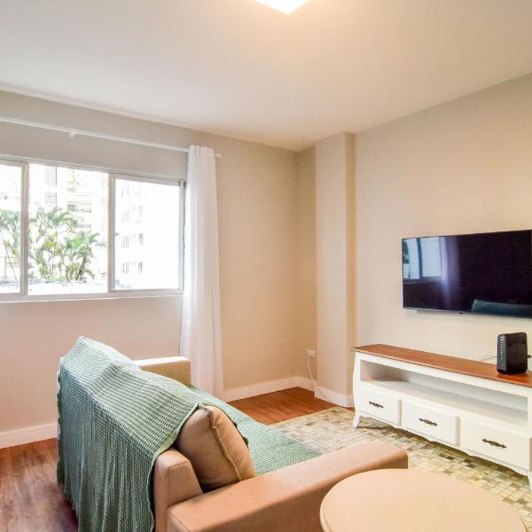 Conforto na Av. Brasil, 150 metros da Praia RS7551