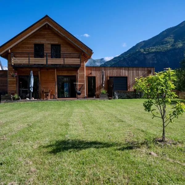 L'escapade Oisans, hotel v destinaci Le Vert
