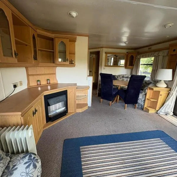 Compact Holiday Home, hotell sihtkohas Cappanrush