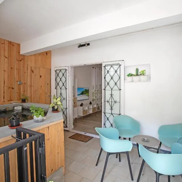 Sam & Chlo Studio & Appartment - Grand Baie - Mauritius, hotel v destinaci Grand Baie