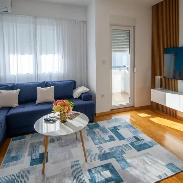 NYC Apartman with garage, hotel em Podgorica