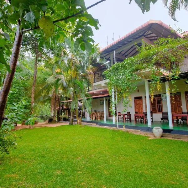 Yala River Face Inn, hotel v destinaci Tissamaharama