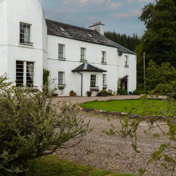 Killean Farmhouse Cottages, hotel v destinaci Auchnangoul