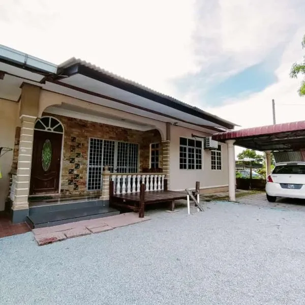 Zafhomestay Kuala Terengganu, hotel in Kampong Batu Burok