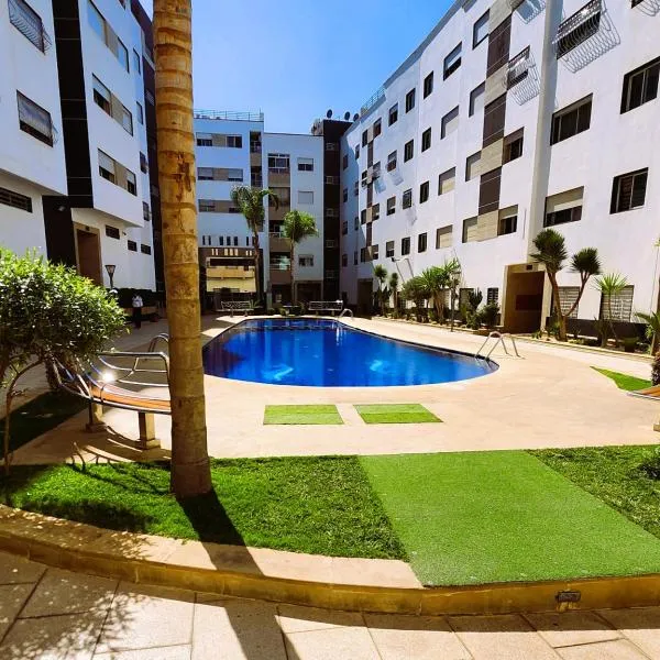Confort et Piscine, à 5 min de Rabat et Aéroport, hotel in Salé