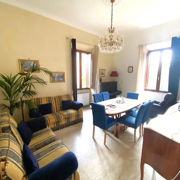 Luxury Domus AmaDora, hotel in Rome
