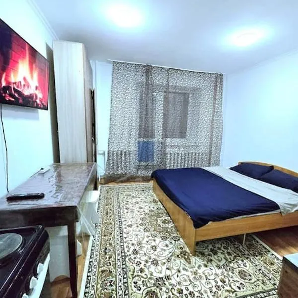 Астана аэропорт студия, hotel in Prigorodnyy