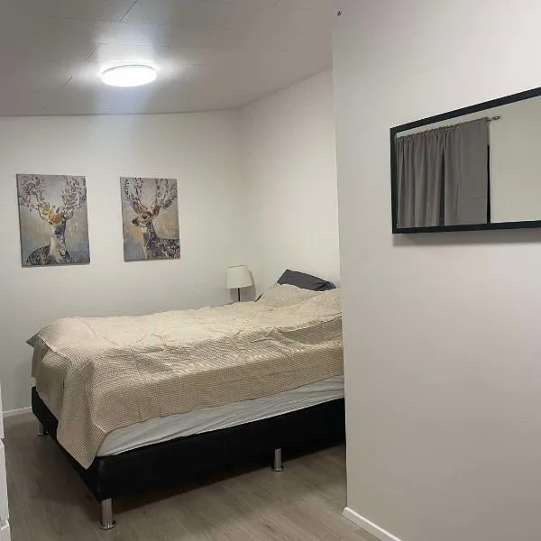 Í miðbænum, hotel v destinaci Ísafjörður