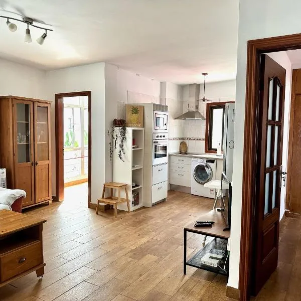 Pambnb - Charming Seaview Apartment, hotel in Bajamar