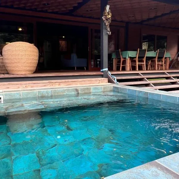 VILLA TEPUA, hotel v Uturoe
