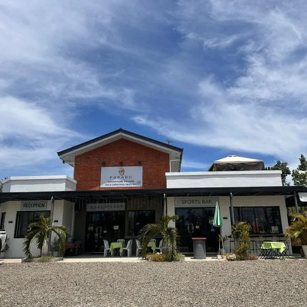 PAPABO Adventure Village, hotel a Moalboal