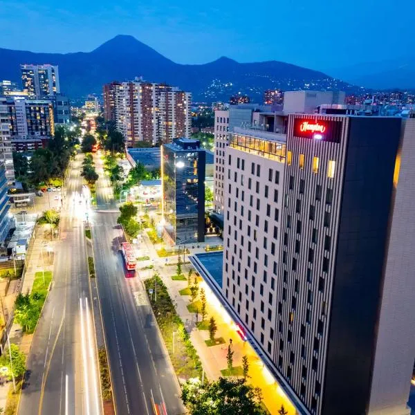 Hampton By Hilton Santiago Las Condes, hotel v destinaci Santiago