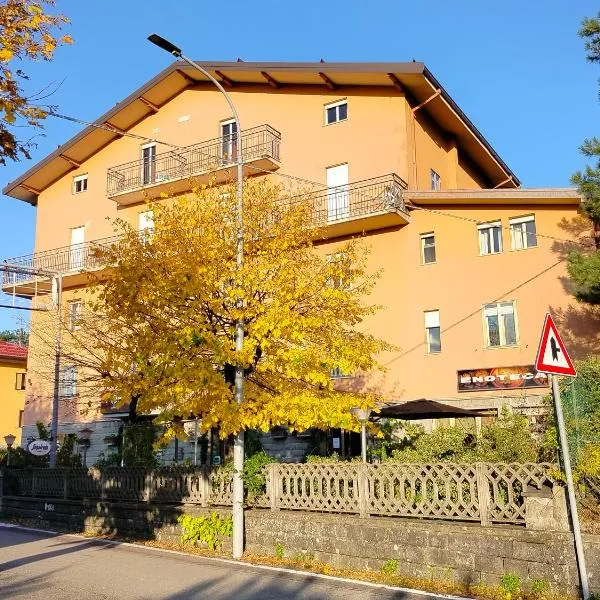 Hotel Veles, hotel v destinaci Querciola