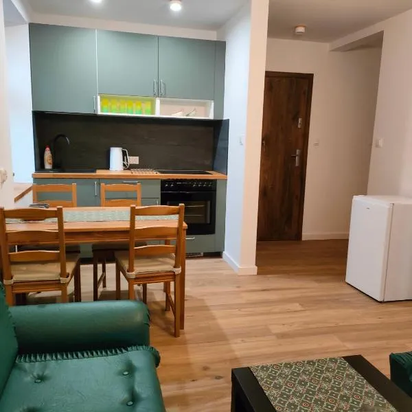Apartamenty Dom Zielony, hotel v destinaci Popielów