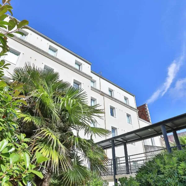 B&B HOTEL Les Sables-d'Olonne Centre Gare, hotel v destinácii Les Sables-dʼOlonne