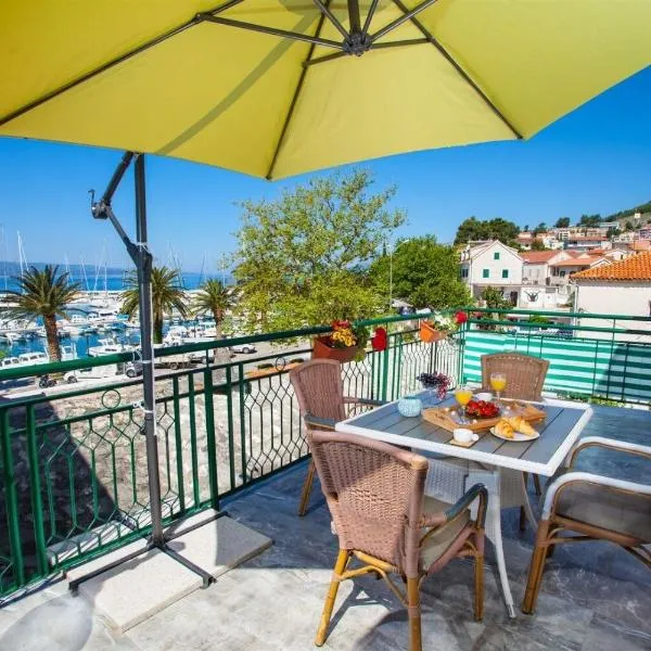 Apartment Rilka, khách sạn ở Baška Voda