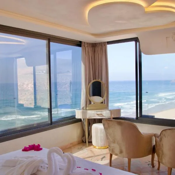 Amwaj Appts, hotel in Mirleft