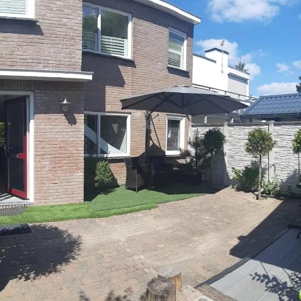 waterland, hotel a Ooltgensplaat