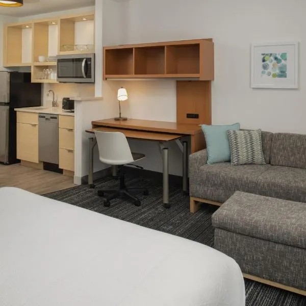TownePlace Suites San Jose Campbell, hotel v destinaci Campbell
