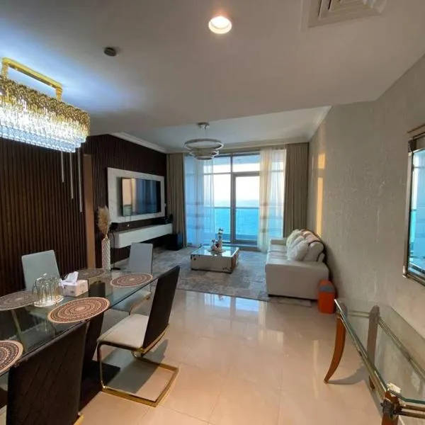 The Sea Facing Apartment, hotel en Ajman