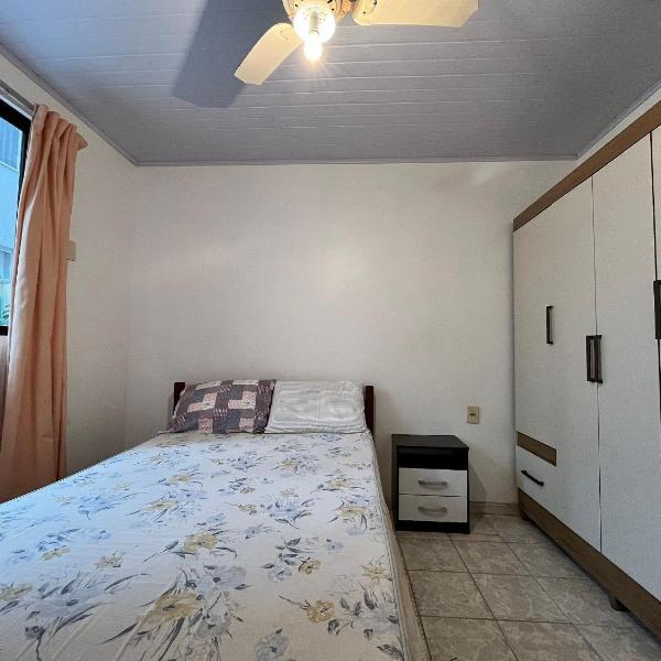 B124-Apto econômico de 1 quarto prédio sob Avenida - Foto 2