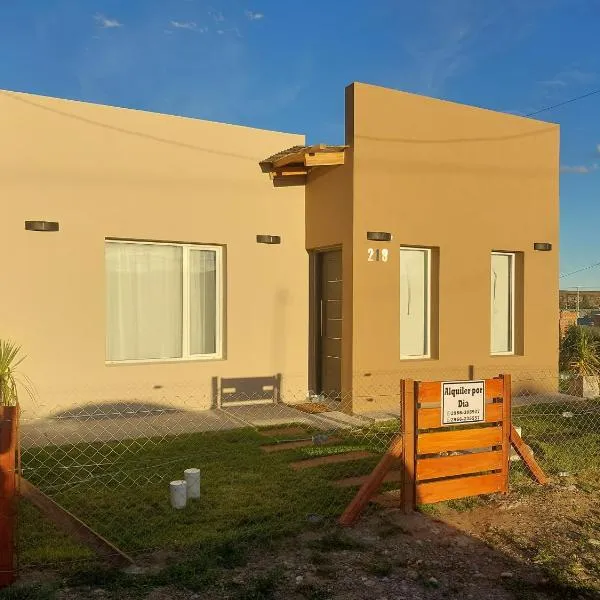 La casita de Fran, hotel a Comandante Luis Piedra Buena