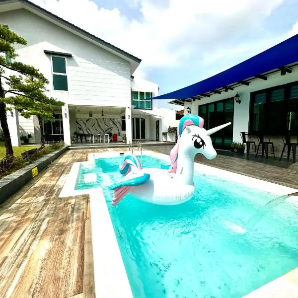 Stylish villa alma, hotel in Simpang Ampat