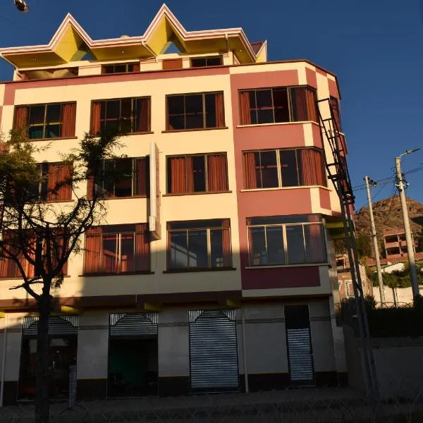 Backpacker Nexus Mirasol, hotel in Copacabana