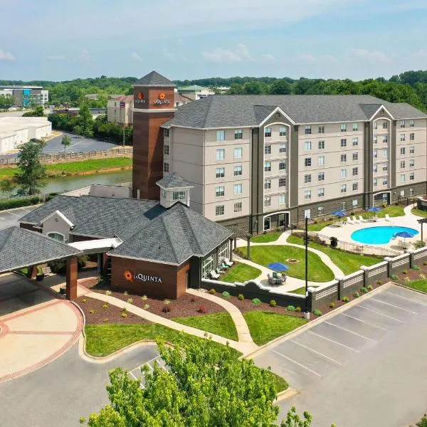 La Quinta by Wyndham Greensboro NC, hotel v destinaci Greensboro