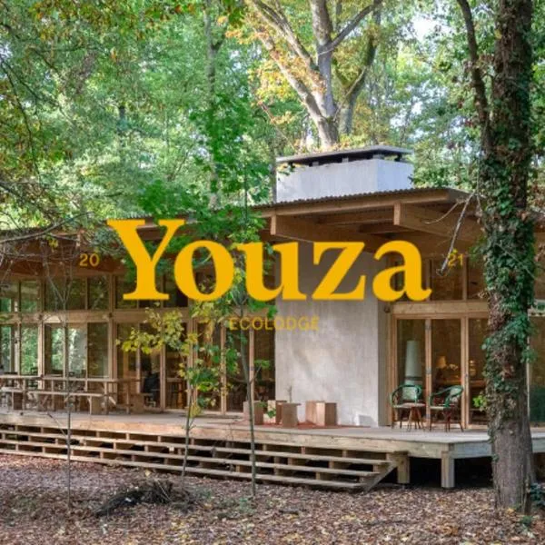Youza ecolodge, hotel v destinaci La Couture-Boussey