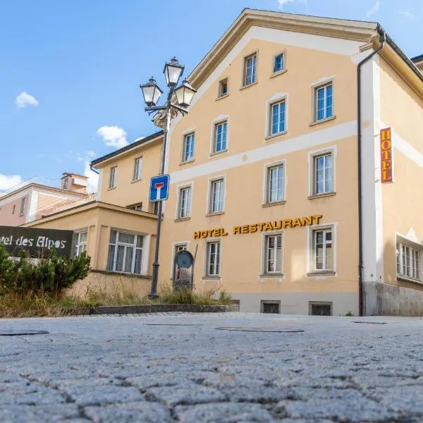 Golf Hotel Des Alpes, hotel v destinaci Samedan
