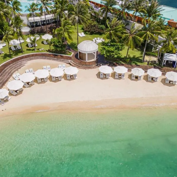 Mövenpick Hotel Mactan Island Cebu, hotel v destinaci Mactan