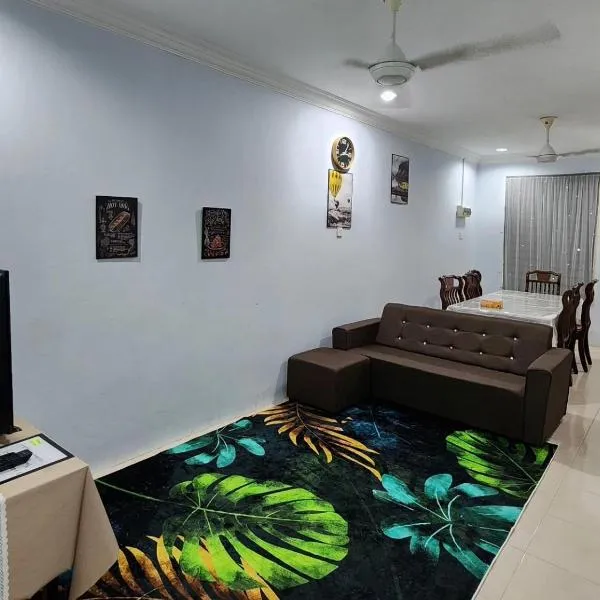 Homestay Aurora Taman Pinggiran Universiti near UMK Bachok, hotel v destinaci Bachok