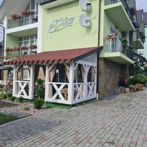 S'Vitt, hotel v destinaci Schidnycja