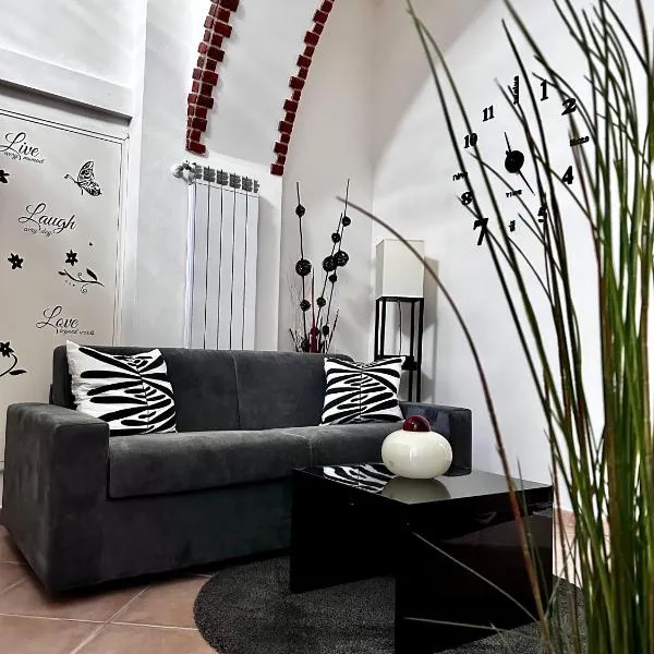 Charming House SMART, hotel a Casamarciano