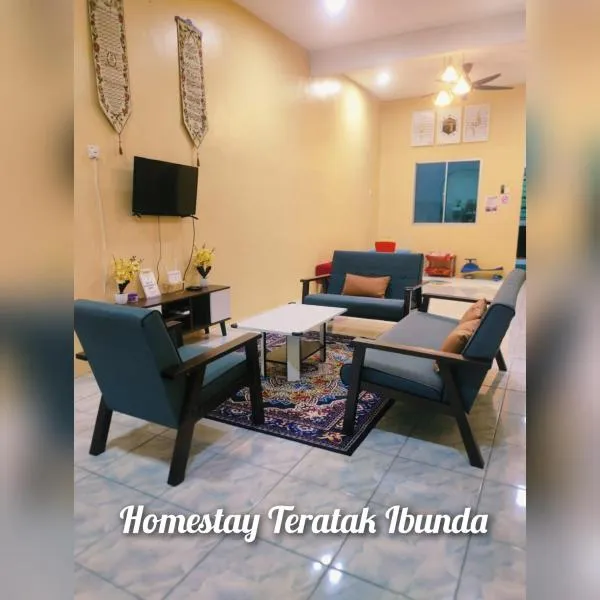 Homestay Teratak Ibunda, hotel u gradu Jerantut