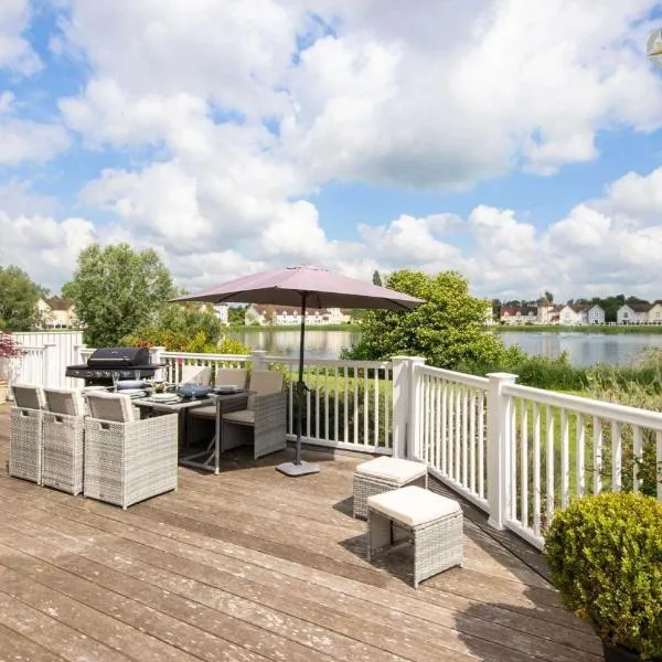 Windrush Lake 20, Summit Lodge P, hotel a South Cerney