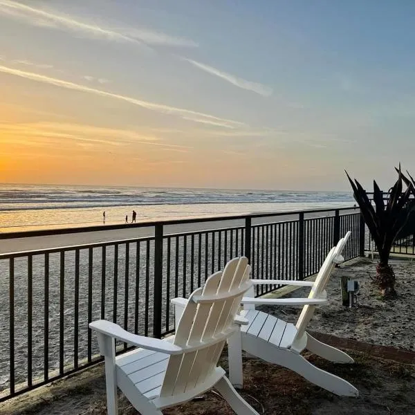Single or Double Beach Studio Oceanfront Pool & Tiki, hotel v destinaci Daytona Beach Shores