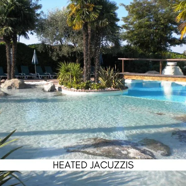 Palazzo della Scala Spa Hotel Suites & Apartments, hotel v destinaci Lazise
