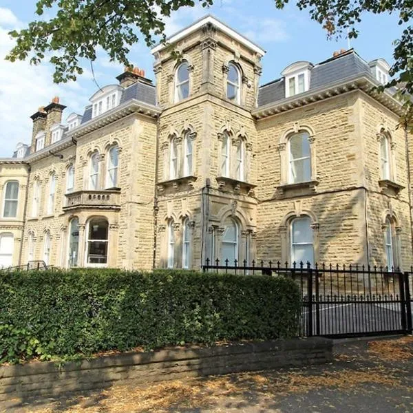 Harrogate Haven by Luxus, hotel in Harrogate