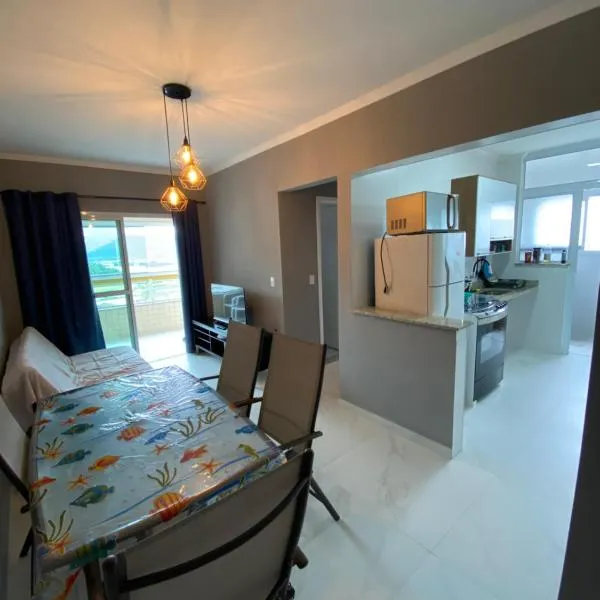 Apartamento Praia Grande Vila Caiçara Ultimo Andar, hotel i Praia Grande