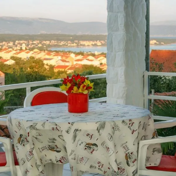 Apartments Kremenici, khách sạn ở Malinska