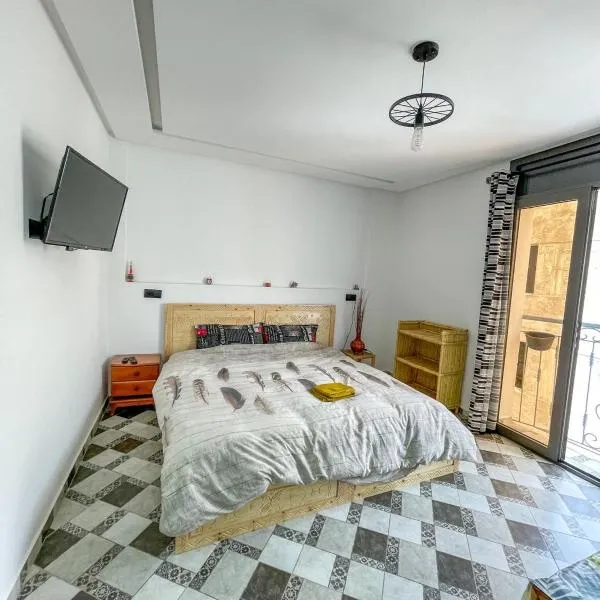 House berbère 5 with Terrace on rooftop, hotel in Agadir